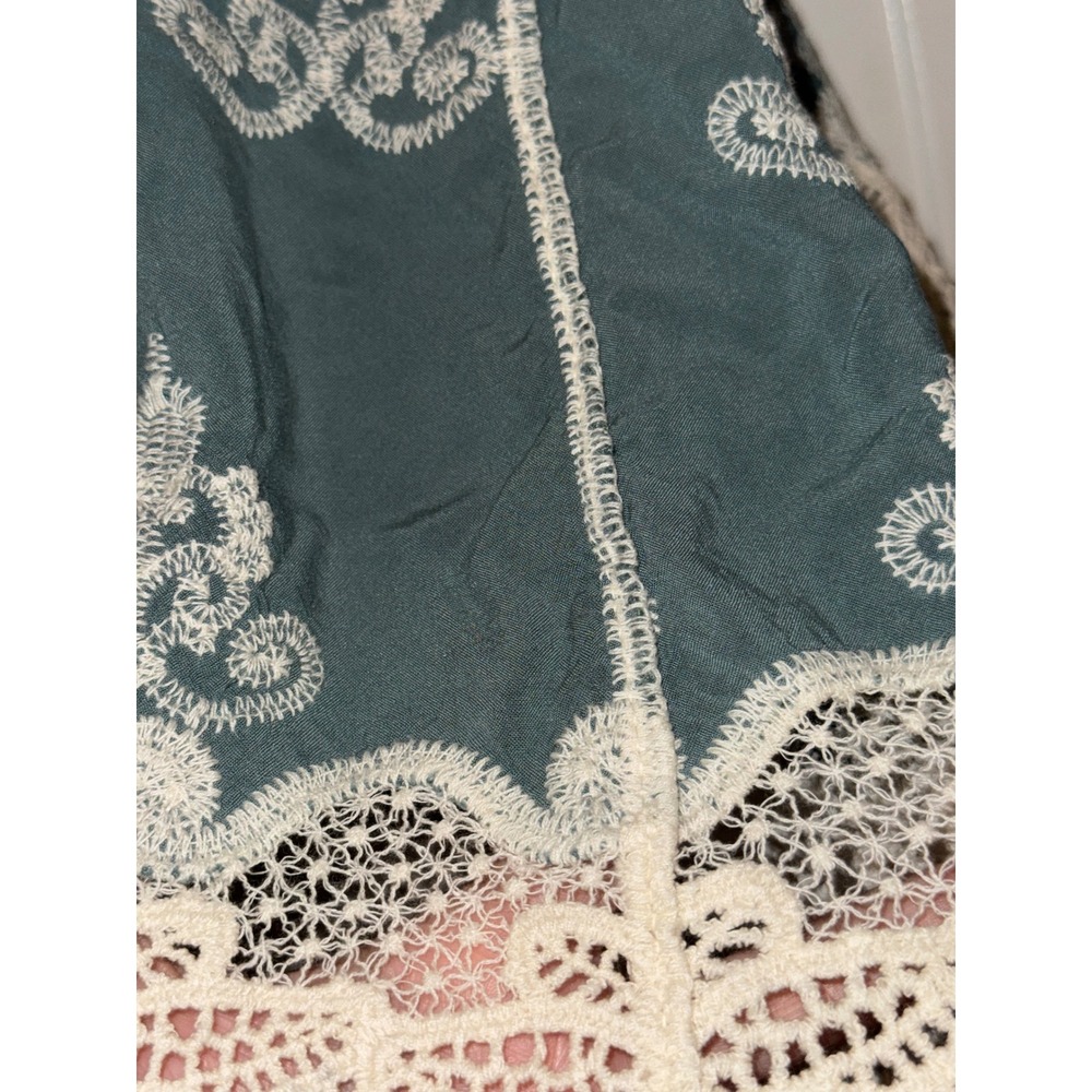 Democracy Womens Boho Lace Embroidered Bell Sleeve Blouse Teal Sage Green M - Picture 6 of 11